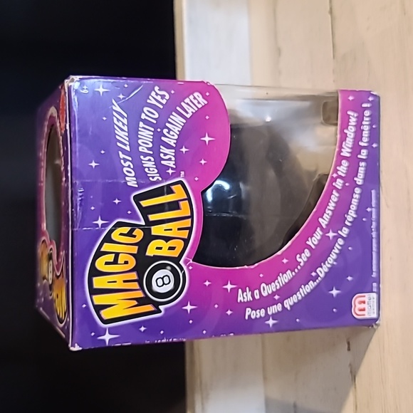 Magic 8 Ball - Ask Questions and See What Answers You Get! - Picture 5 of 12